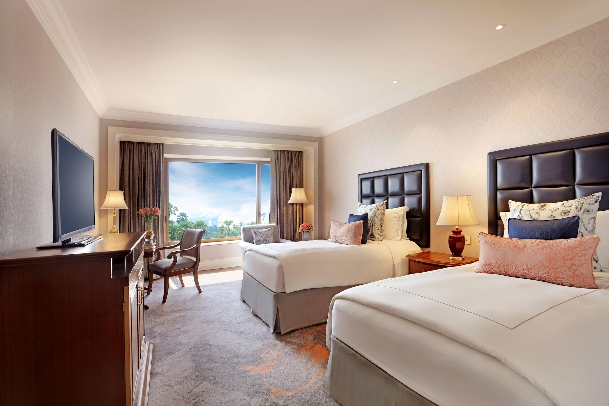 Taj Lands End Hotel Mumbai Exterior photo Deluxe Room