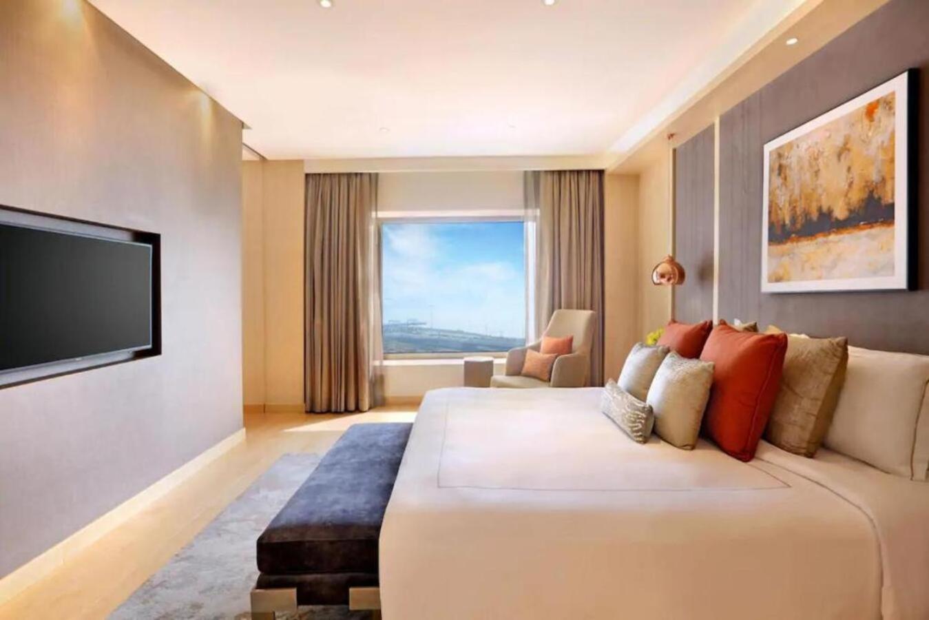 Taj Lands End Hotel Mumbai Exterior photo Deluxe Room